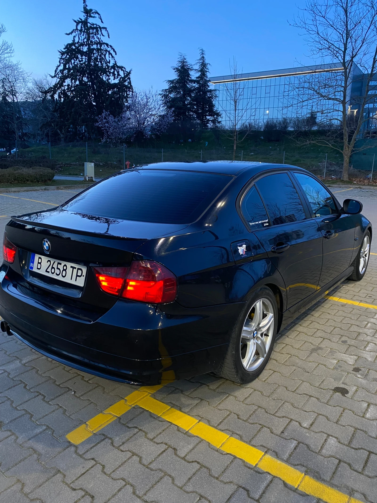 BMW 320 E90 2011, снимка 4 - Автомобили и джипове - 56679771
