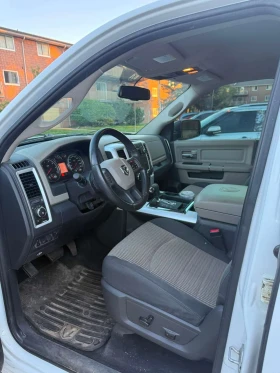 Dodge RAM 1500 * 4WD Quad Cab 140.5" Big Horn * АВТОКРЕДИТ* , снимка 4