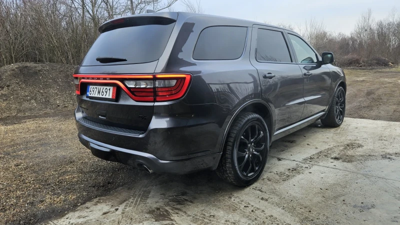 Dodge Durango RT, снимка 12 - Автомобили и джипове - 49455147