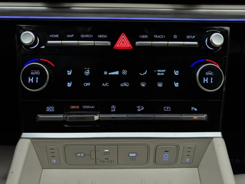 Hyundai Santa fe Ultimate Calligraphy Ventilated & Heated Seats | N, снимка 13 - Автомобили и джипове - 53591023