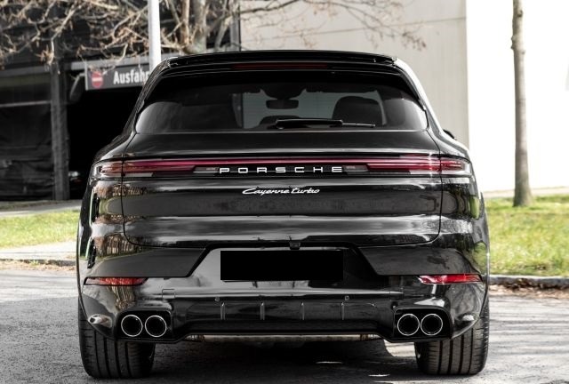 Porsche Cayenne Turbo S E-Hybrid New Model = NEW= Гаранция, снимка 3 - Автомобили и джипове - 45998061