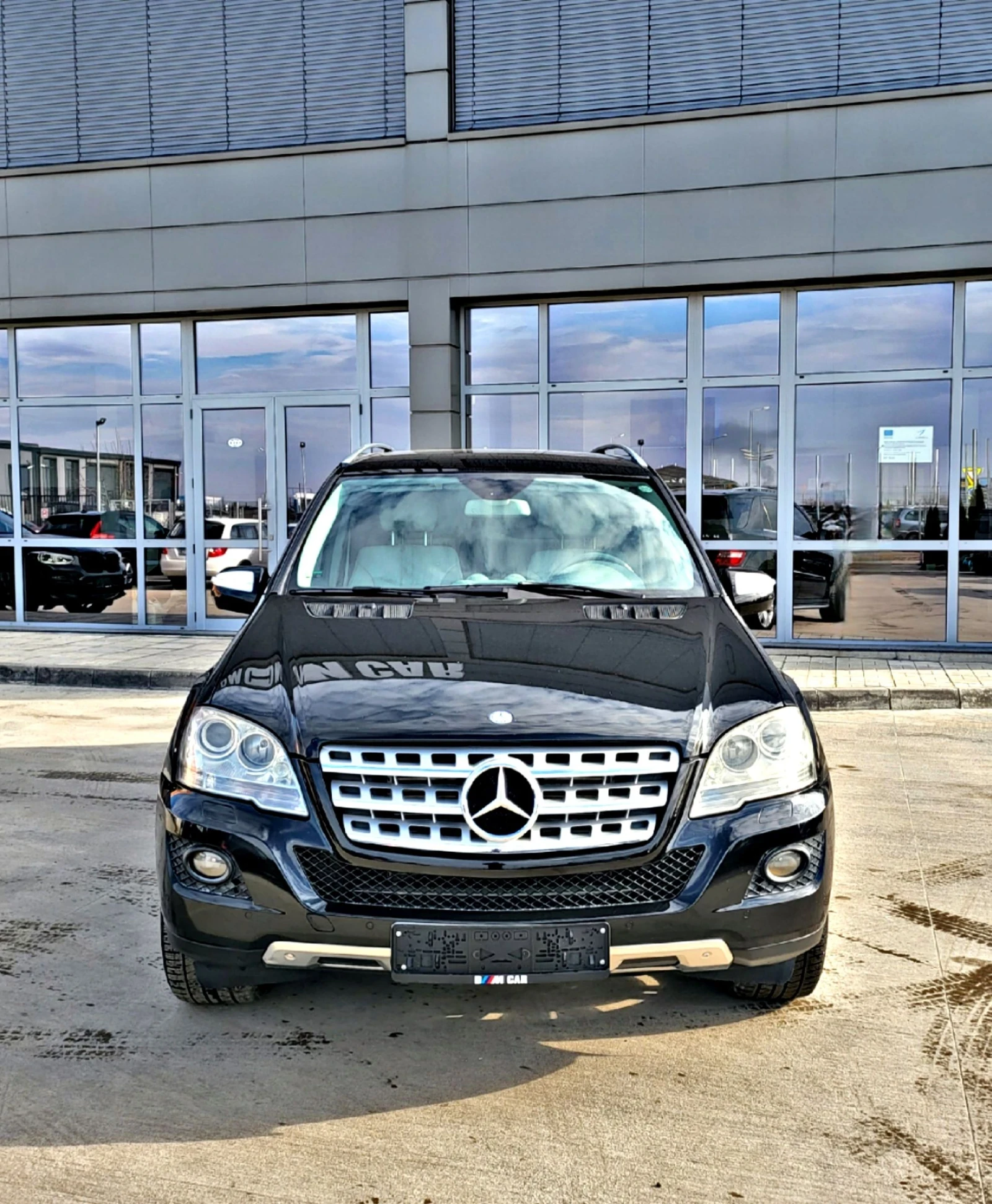 Mercedes-Benz ML 350  - изображение 2