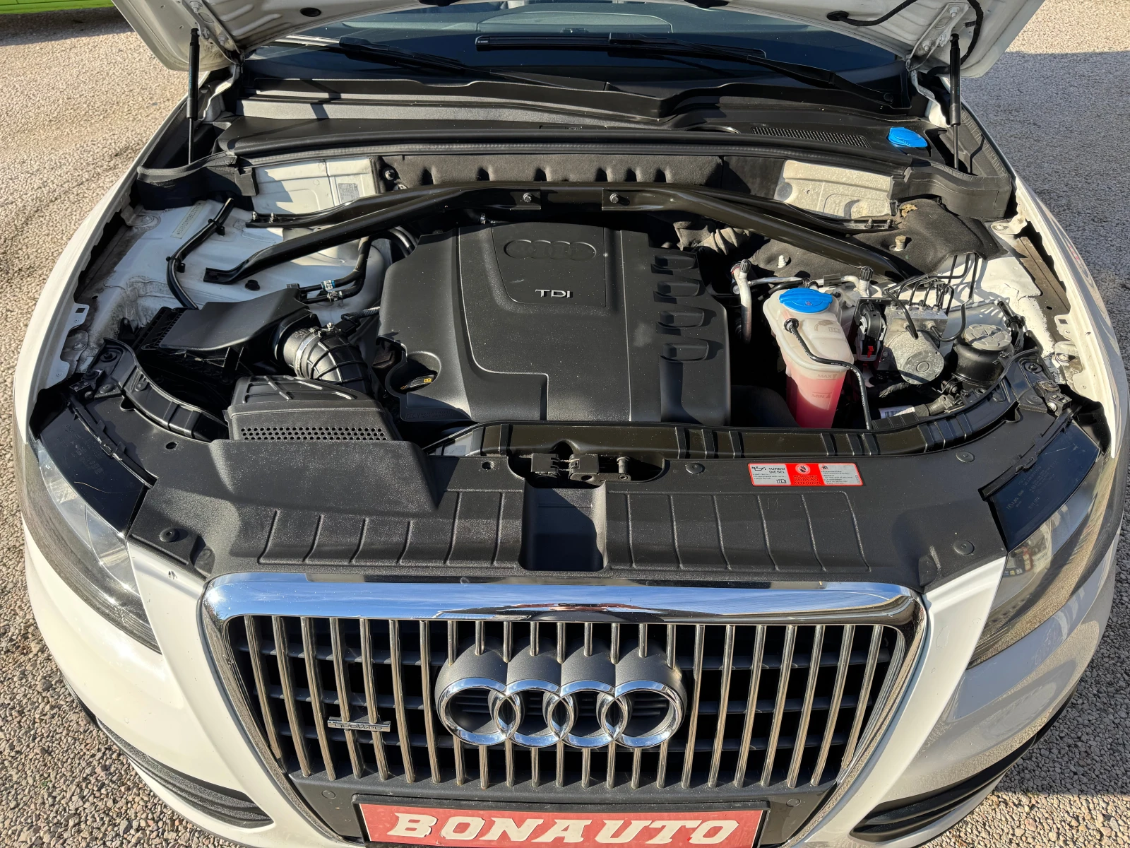 Audi Q5 2.0TDI-КОЖА-170кс. - изображение 7