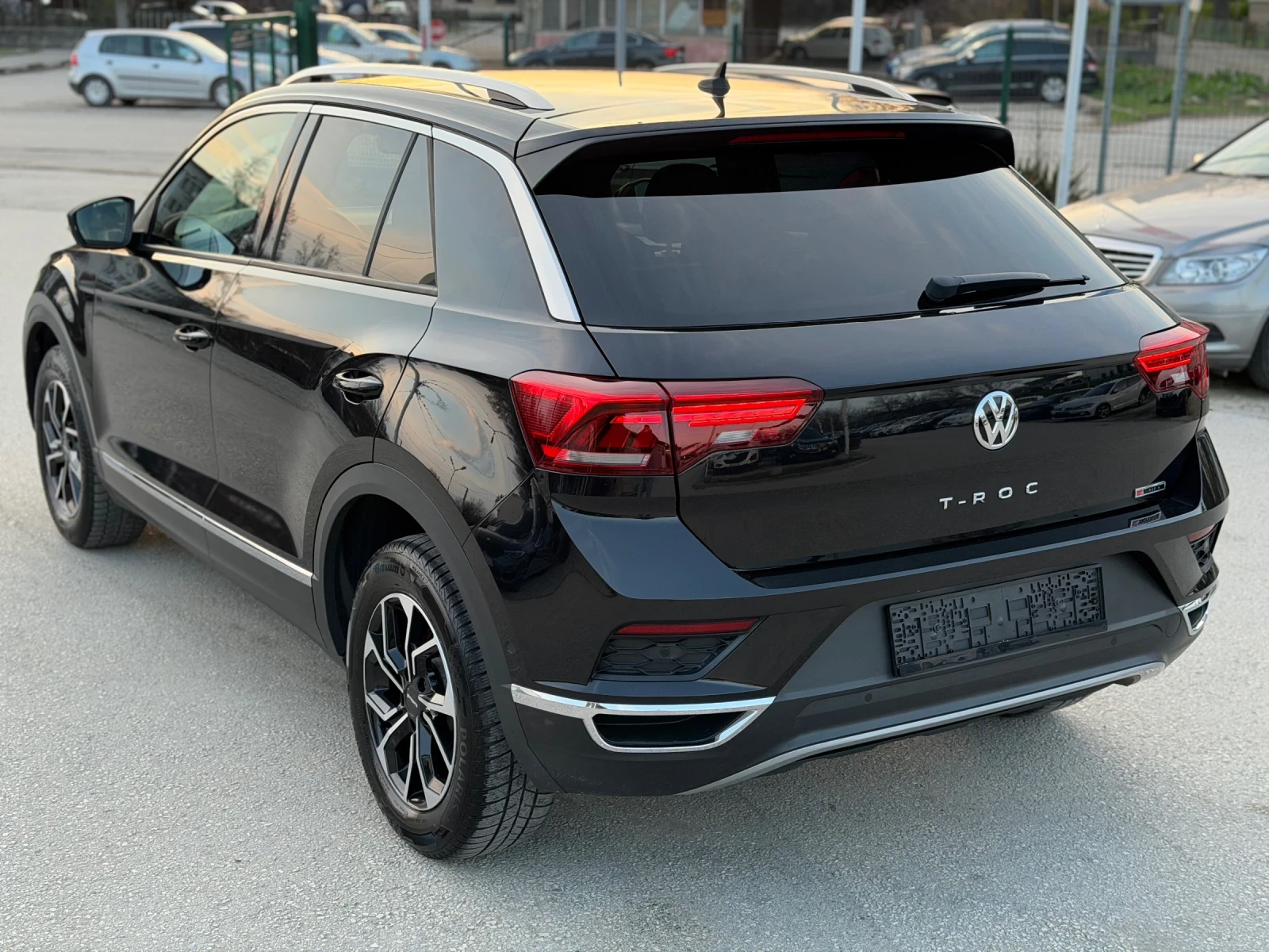 VW T-Roc 2.0TDI 150 к.с. 4-motion + Швейцария+ , снимка 4 - Автомобили и джипове - 54044845