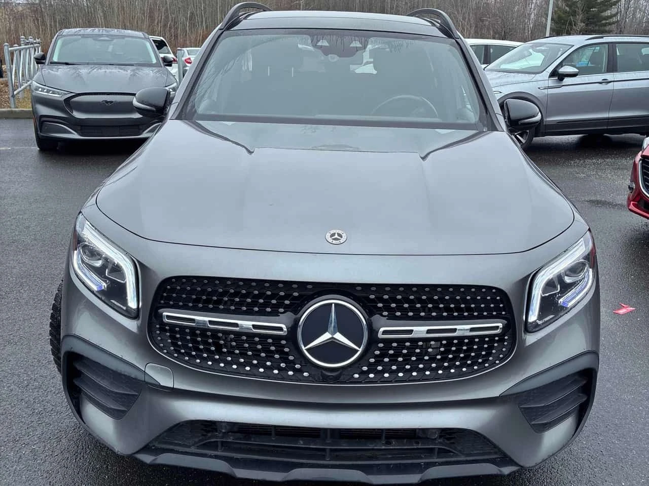 Mercedes-Benz GLB 250 4MATIC* DISTRONIC* PANORAMA* АМБИЕНТНО* , снимка 6 - Автомобили и джипове - 54221373