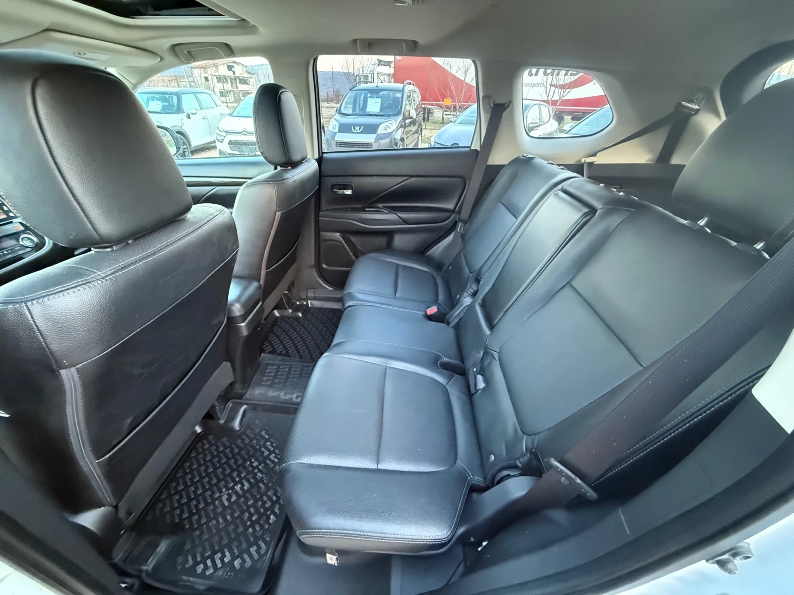 Mitsubishi Outlander 3.0 GT 4x4 7 �����  | Mobile.bg � ����������� 12