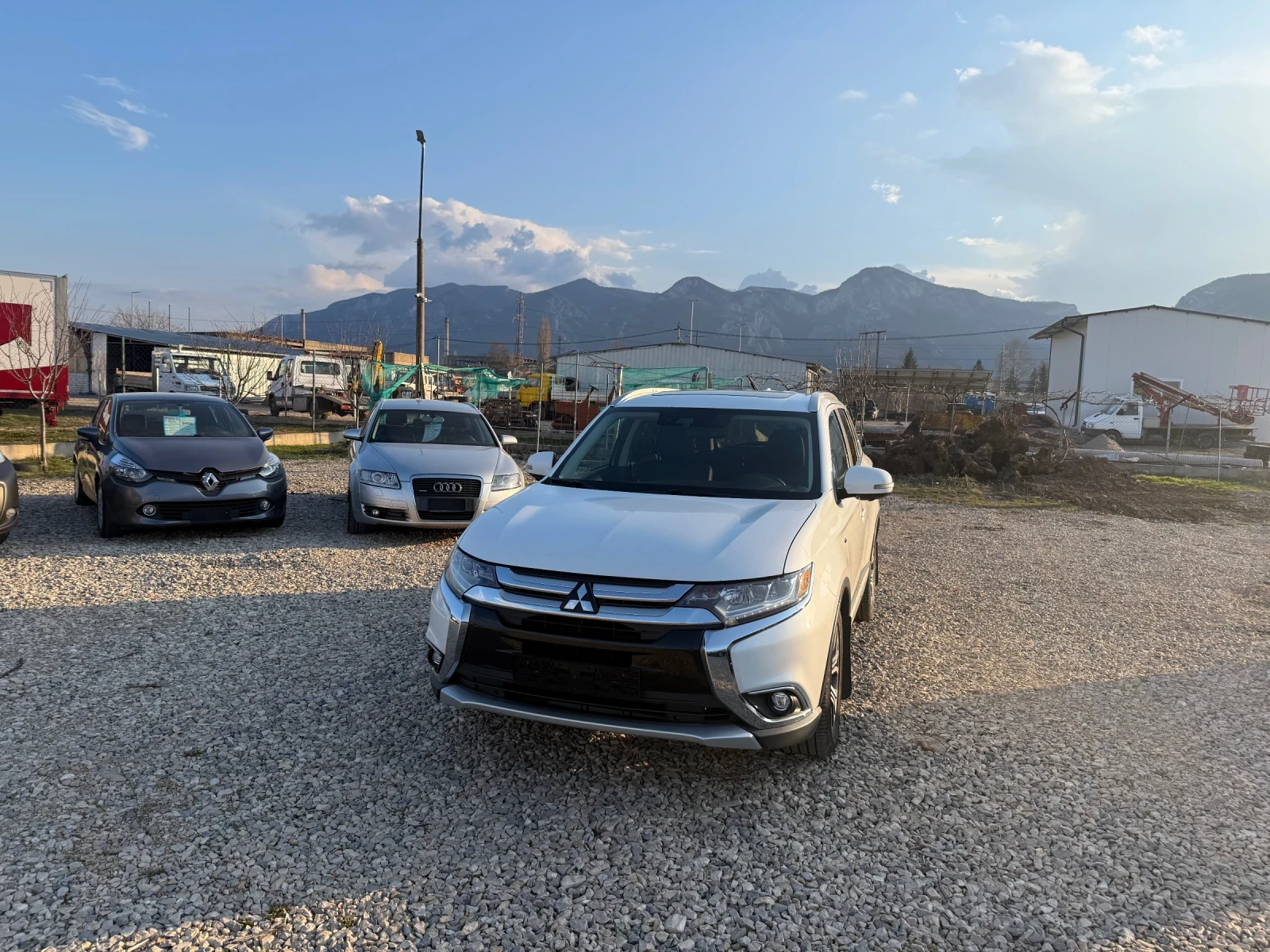 Mitsubishi Outlander 3.0 GT 4x4 7 �����  | Mobile.bg � ����������� 2