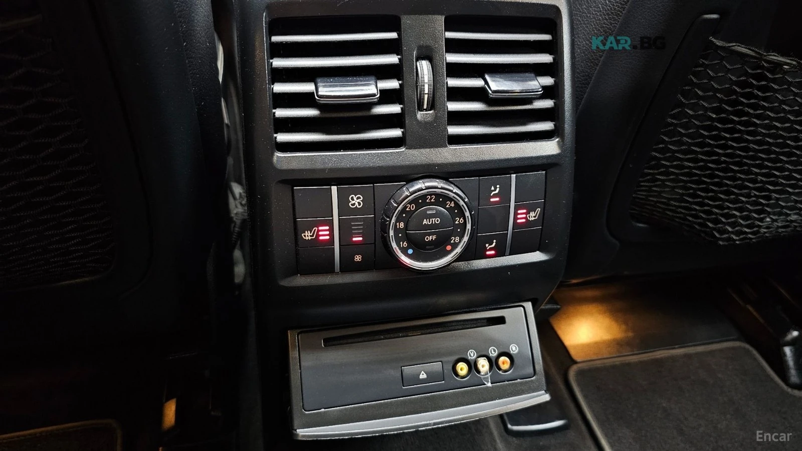Mercedes-Benz GLE 350 * 4MATIC* AMG* КОЖА* ПОДГРЕВ* HARMAN KARDON* ПАНОР, снимка 16 - Автомобили и джипове - 54660137