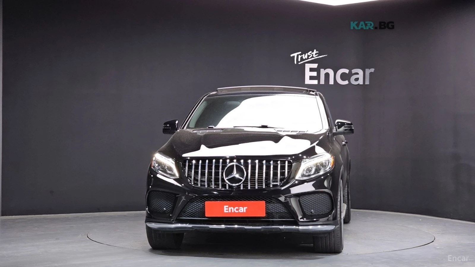 Mercedes-Benz GLE 350 * 4MATIC* AMG* КОЖА* ПОДГРЕВ* HARMAN KARDON* ПАНОР, снимка 3 - Автомобили и джипове - 54660137