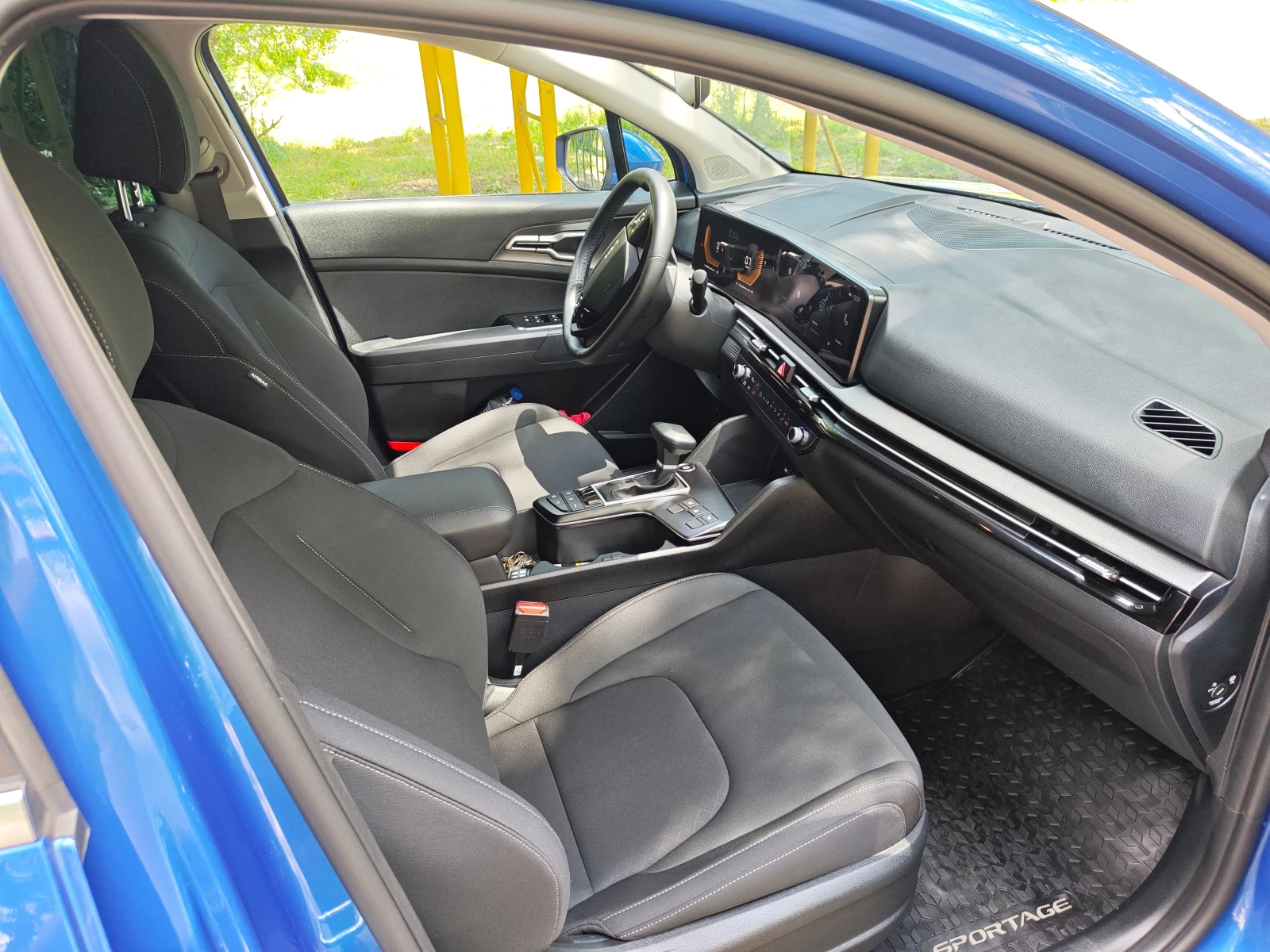 Kia Sportage 1.6T НОВА, снимка 10 - Автомобили и джипове - 54698797