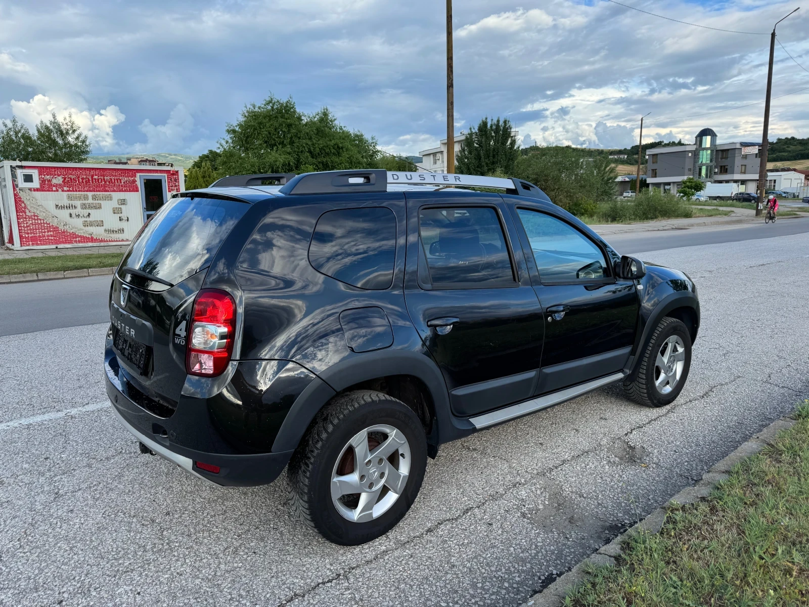 Dacia Duster 1.2 Turbo 4x4 Top, снимка 5 - Автомобили и джипове - 54783478