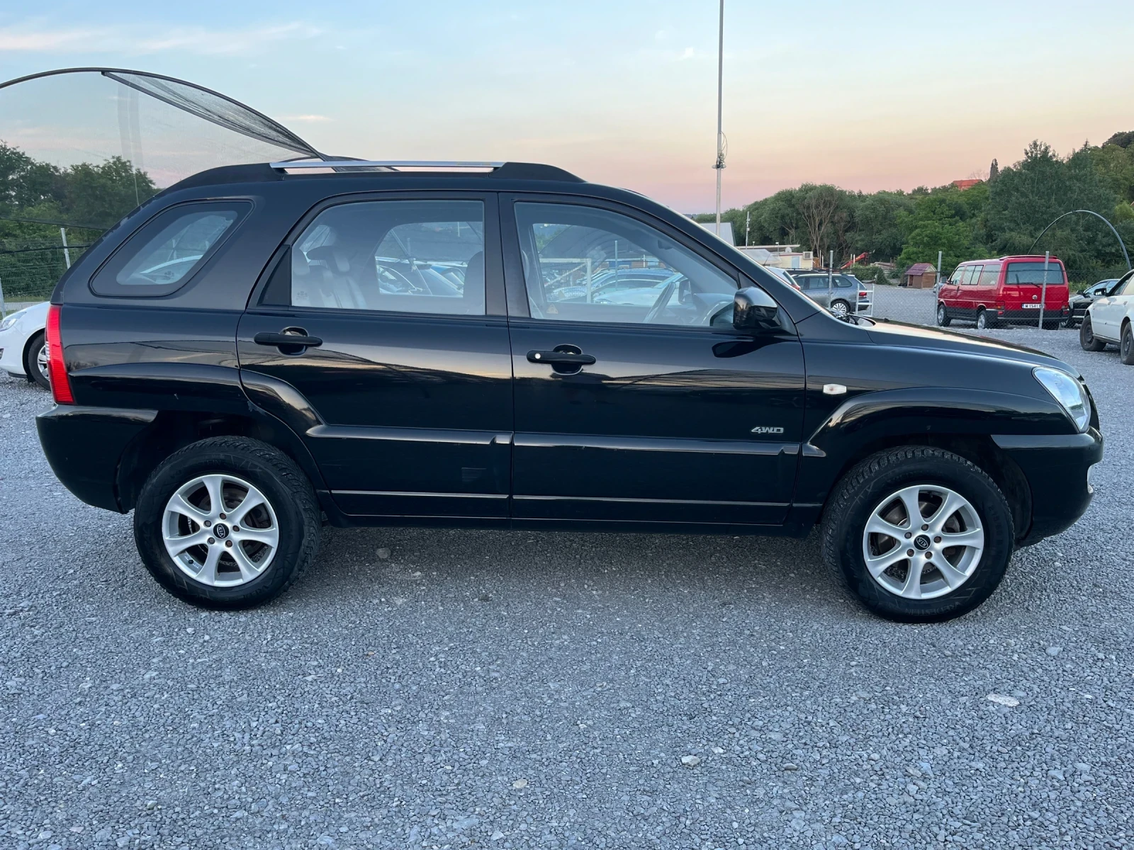 Kia Sportage 2.0 DRDI 4WD, снимка 7 - Автомобили и джипове - 54853474