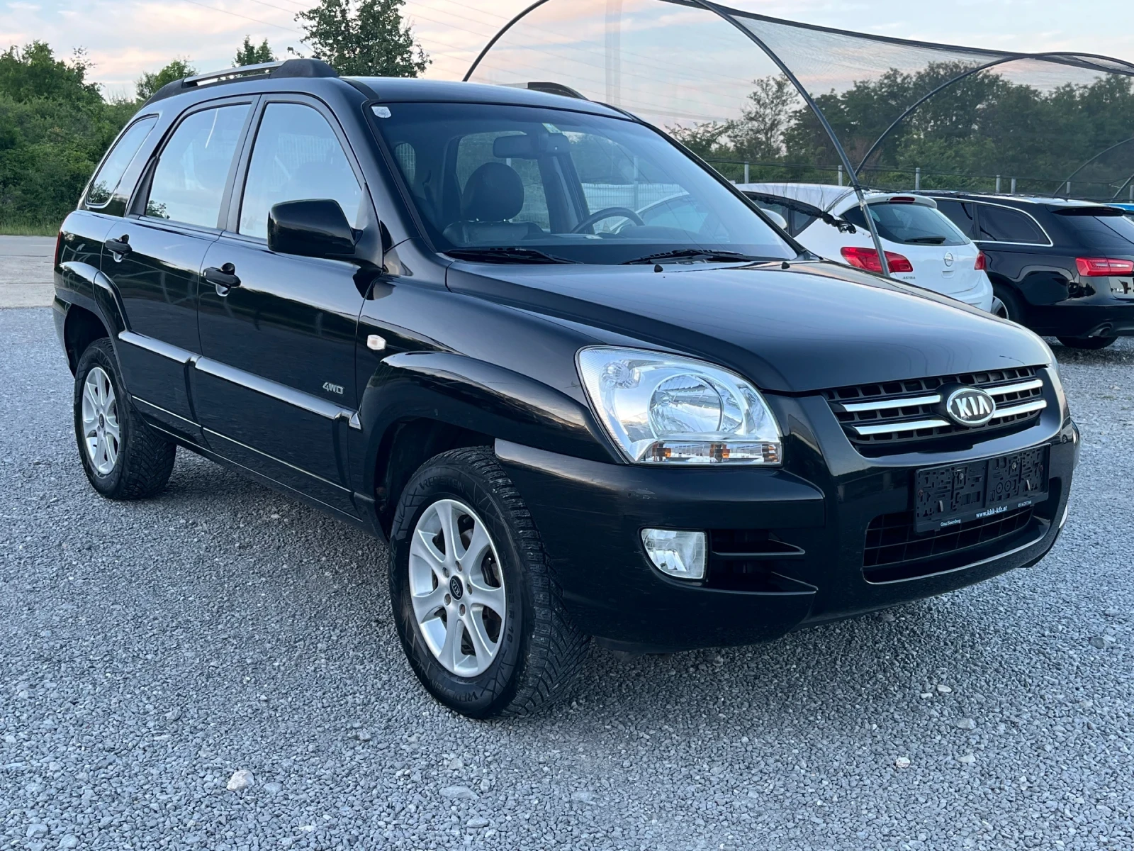 Kia Sportage 2.0 DRDI 4WD, снимка 8 - Автомобили и джипове - 54853474