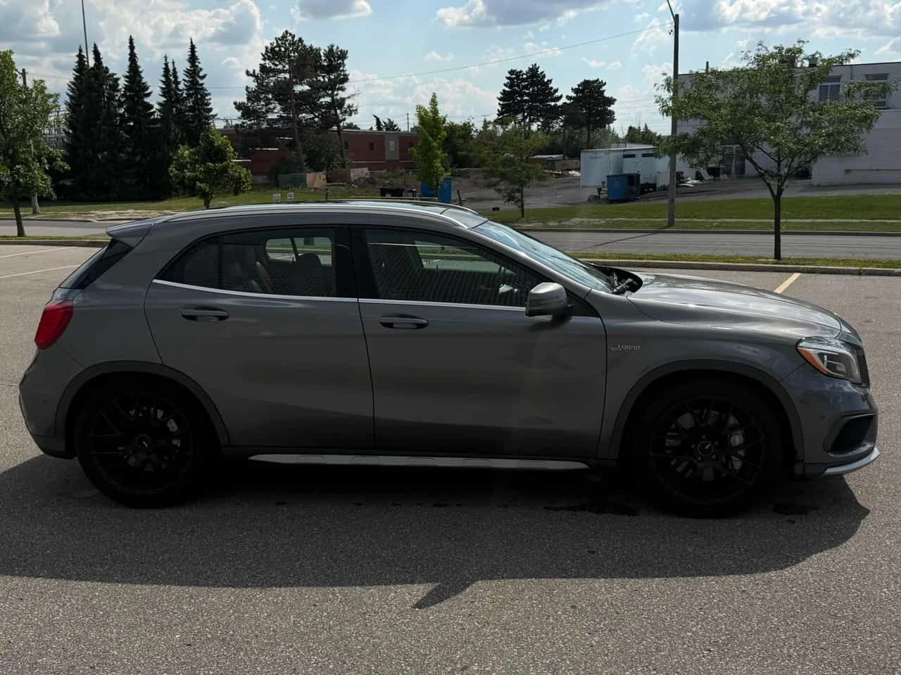 Mercedes-Benz GLA 45 AMG 4MATIC * СИВ МАТ* ПАНОРАМА* ПОДГРЕВИ* , снимка 5 - Автомобили и джипове - 55230737