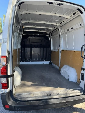 Renault Master L2H2, снимка 9