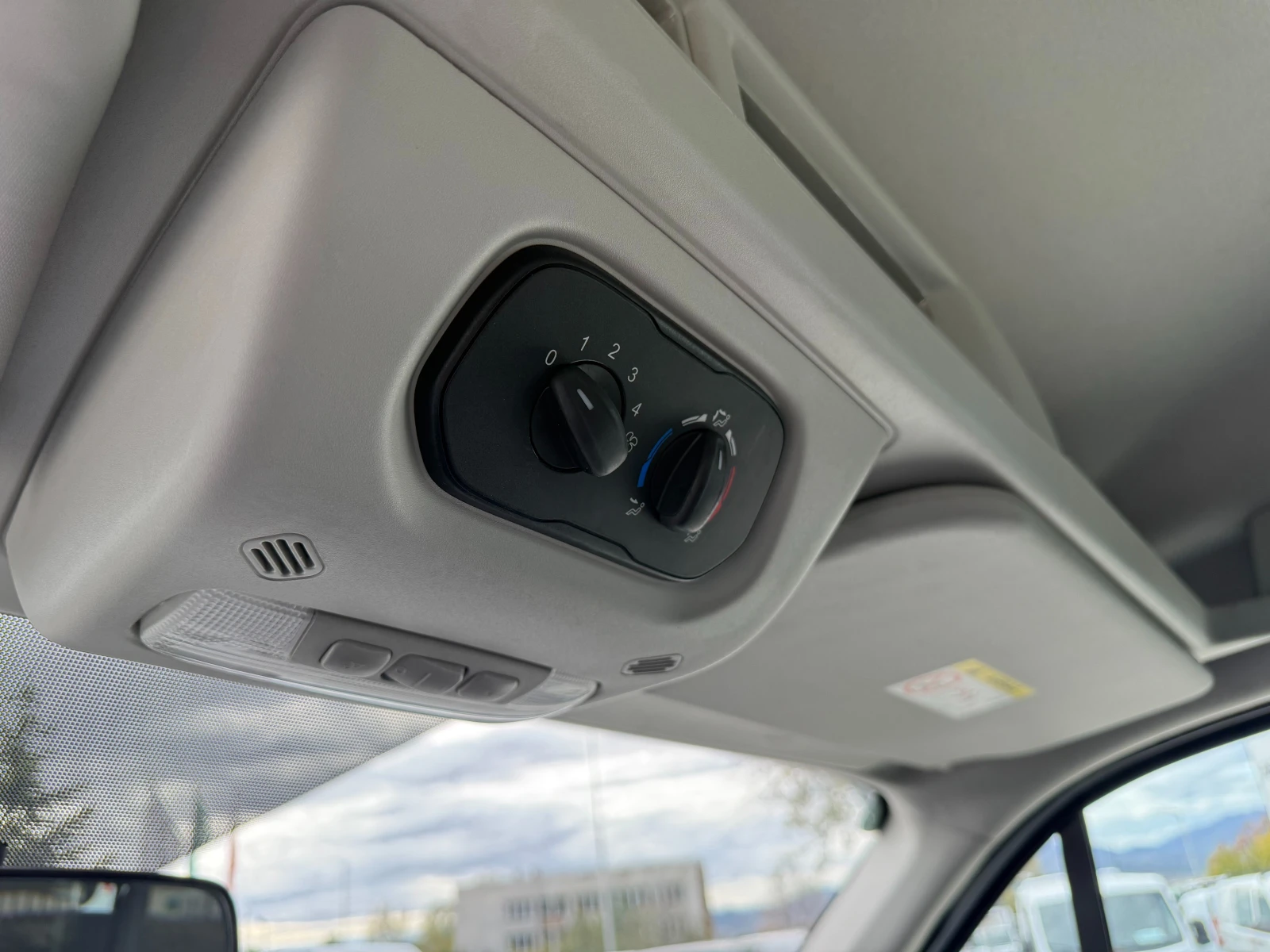Ford Transit 2.0TDCI 2������ 9-������ L3H2 Euro 6 | Mobile.bg � ����������� 15