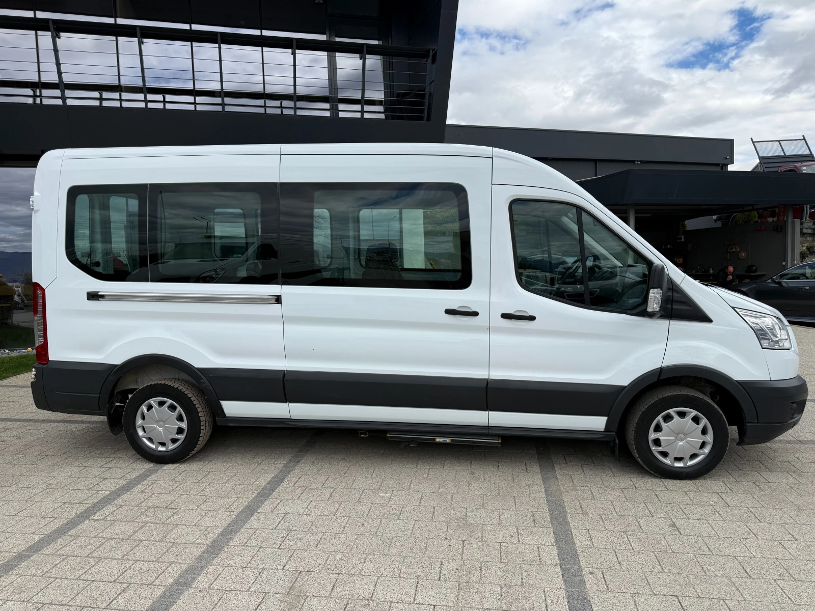 Ford Transit 2.0TDCI 2������ 9-������ L3H2 Euro 6 | Mobile.bg � ����������� 8