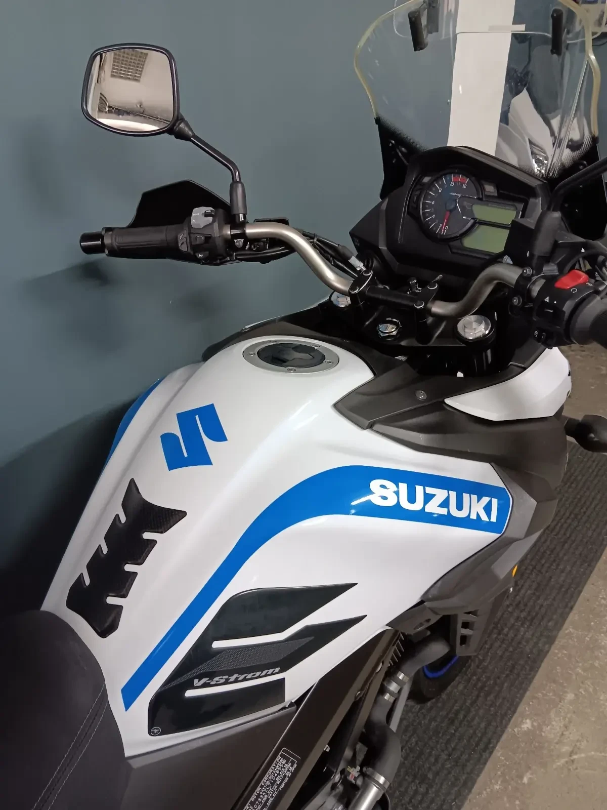Suzuki V-strom ABS TC 18200км. - изображение 9