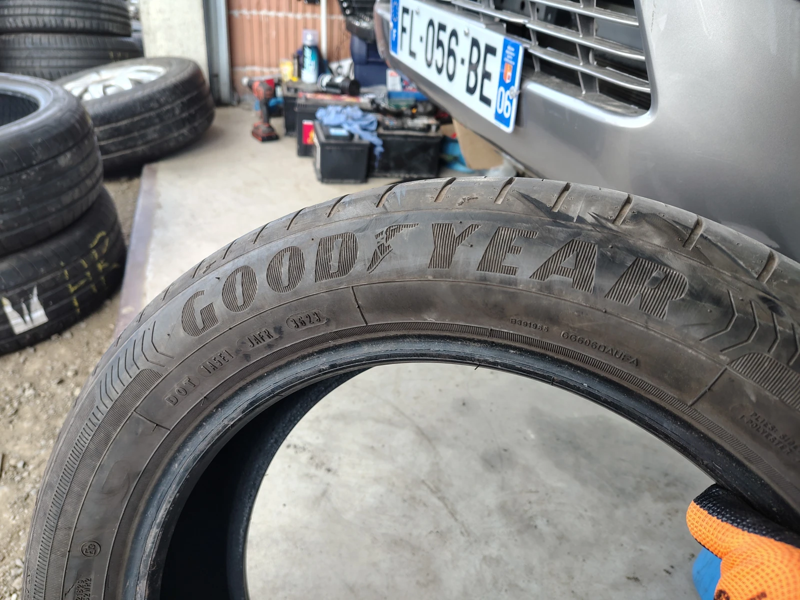 Гуми Летни 205/55R17, снимка 3 - Гуми и джанти - 55841968