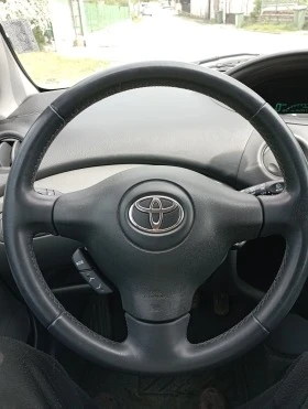 Toyota Yaris 1000, снимка 14
