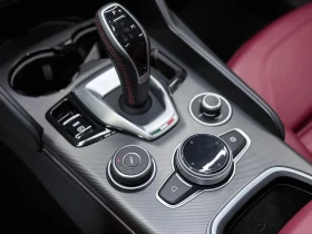 Alfa Romeo Giulia Ti Sport* CARFAX* АвтоКредит* (ЦЕНА ДО БГ) - 22499 € / 44004.22 лв. - 20254293 12