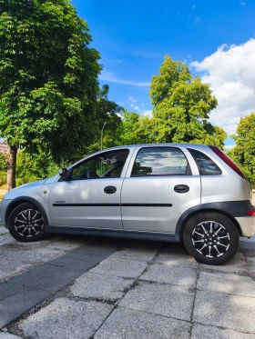 ������ Opel Corsa