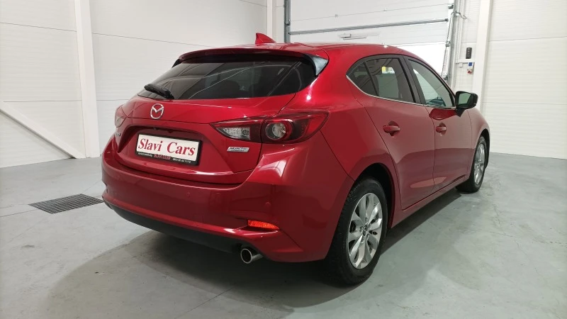 Mazda 3 1.5 skyactiv, снимка 5 - Автомобили и джипове - 46354452