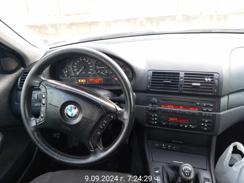 BMW 318 E46, снимка 11 - Автомобили и джипове - 47188633