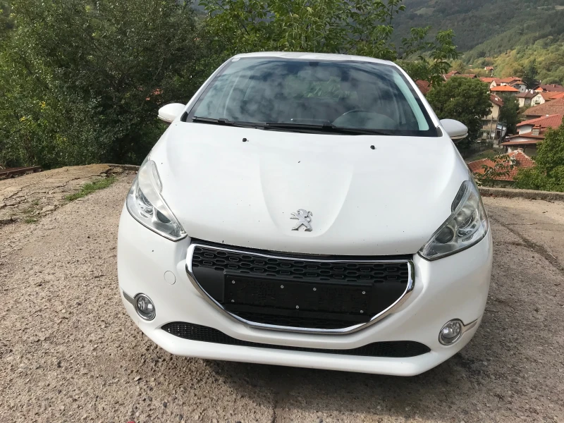 Peugeot 208 1, 2бен.Evro 5, снимка 1 - Автомобили и джипове - 47290622