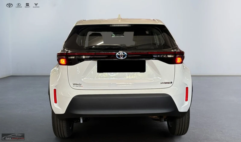 Toyota Yaris Cross 1.5 HYBRID/116HP/COMFORT/CARPLAY/CAM/NAVI/886a, снимка 7 - Автомобили и джипове - 47347946