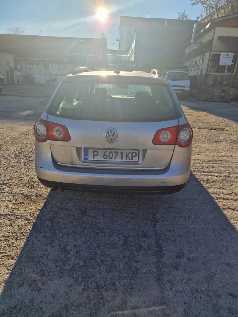 VW Passat, снимка 4 - Автомобили и джипове - 48527537