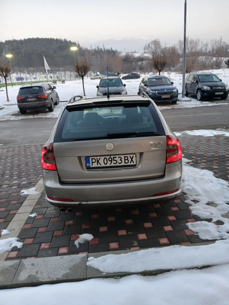 Skoda Octavia Октавия 2.0 140 фейслифт, снимка 5 - Автомобили и джипове - 49385163