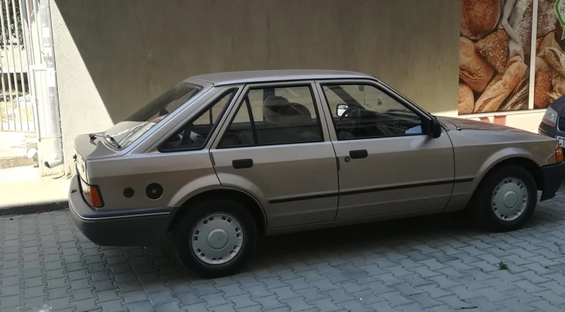Ford Escort, снимка 3 - Автомобили и джипове - 50981495