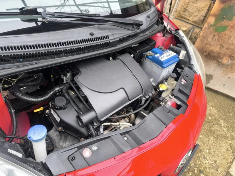 Toyota Aygo 1000, снимка 10 - Автомобили и джипове - 52473610
