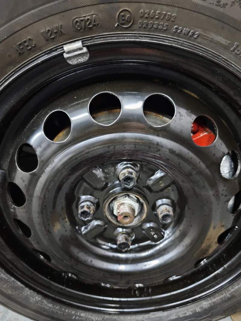 Toyota Aygo 1000, снимка 10 - Автомобили и джипове - 52840097