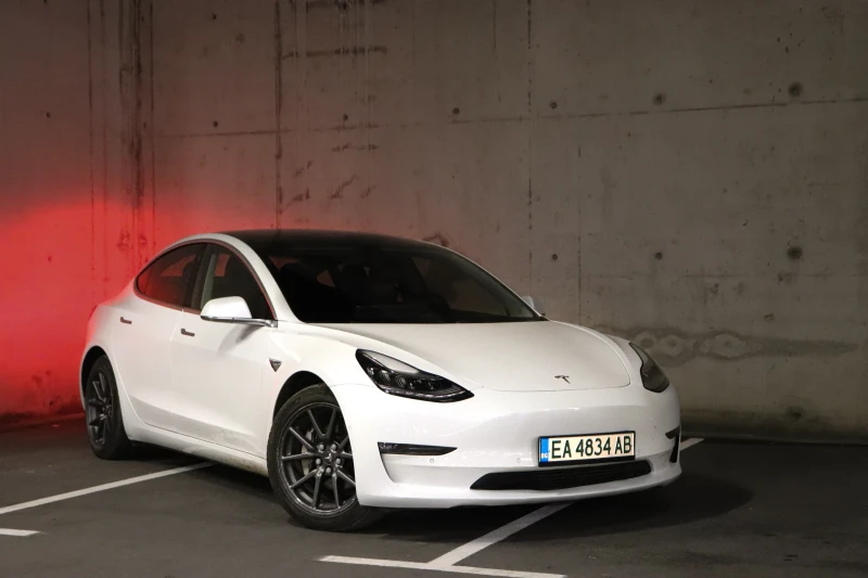 Tesla Model 3 DUAL MOTOR