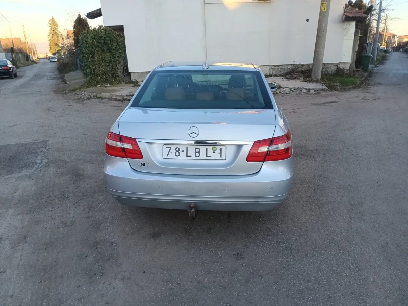 Mercedes-Benz E 220 2.2 CDI euro 5, снимка 5 - Автомобили и джипове - 52749302