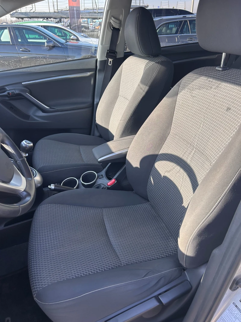 Toyota Verso 1.6D-4D NAVI 6+ 1 EURO 5, снимка 13 - Автомобили и джипове - 52850795