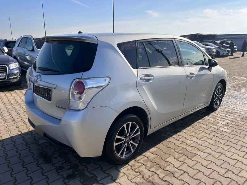 Toyota Verso 1.6D-4D NAVI 6+ 1 EURO 5, снимка 6 - Автомобили и джипове - 52850795