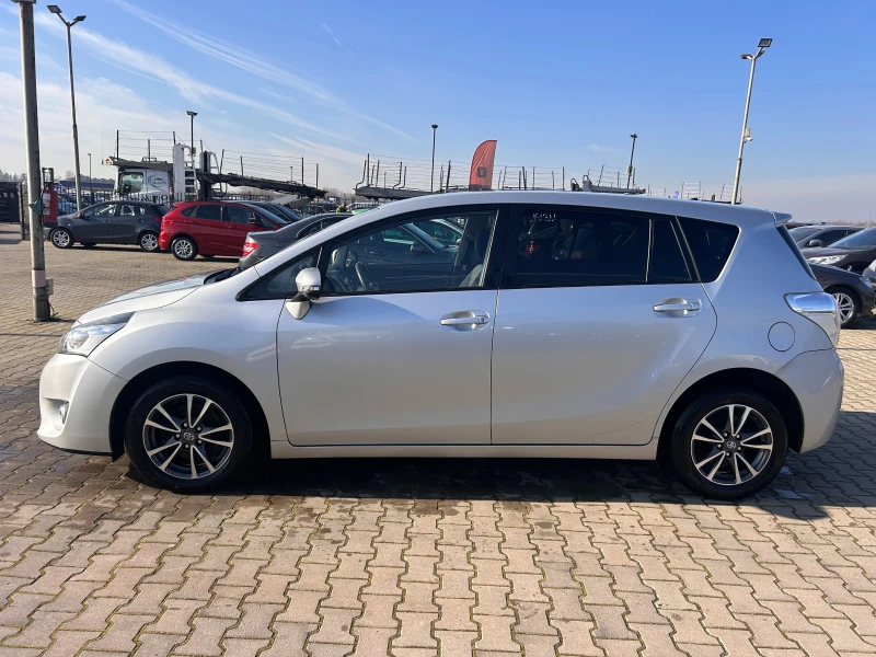 Toyota Verso 1.6D-4D NAVI 6+ 1 EURO 5, снимка 9 - Автомобили и джипове - 52850795