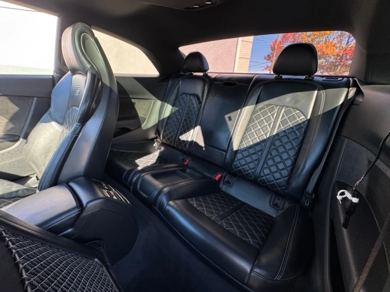 Audi S5 * TECHNIK/NAVI/MASSAGESEATS/SUNROOF/AUDI PRESENSE/, снимка 10 - Автомобили и джипове - 52932047