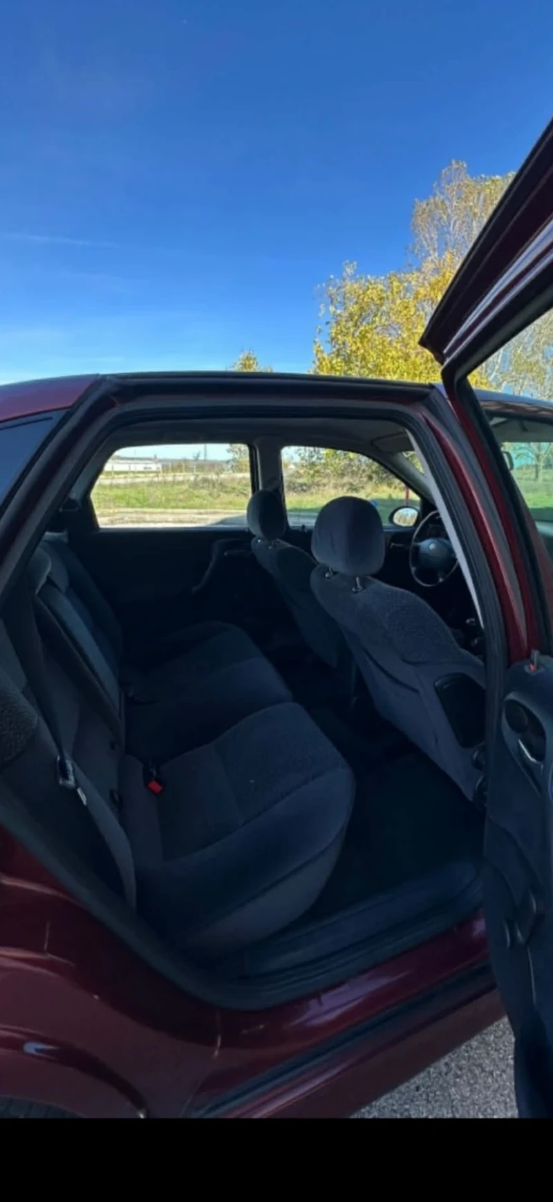 Opel Vectra 1.8i 125KC, снимка 10 - Автомобили и джипове - 53290813