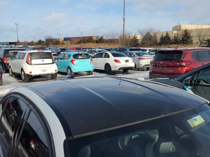 BMW M3 * 3 Series * CARFAX * ЦЕНА ДО БГ, снимка 15 - Автомобили и джипове - 53306597