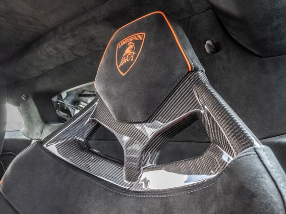 Lamborghini Huracan STO = Lifting System =  | Mobile.bg   11