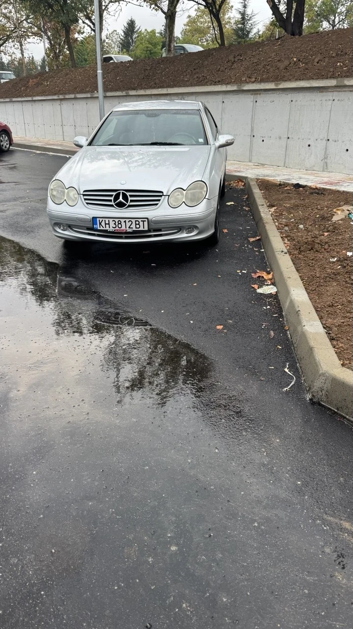 Mercedes-Benz CLK 270 cdi, снимка 2 - Автомобили и джипове - 56316205