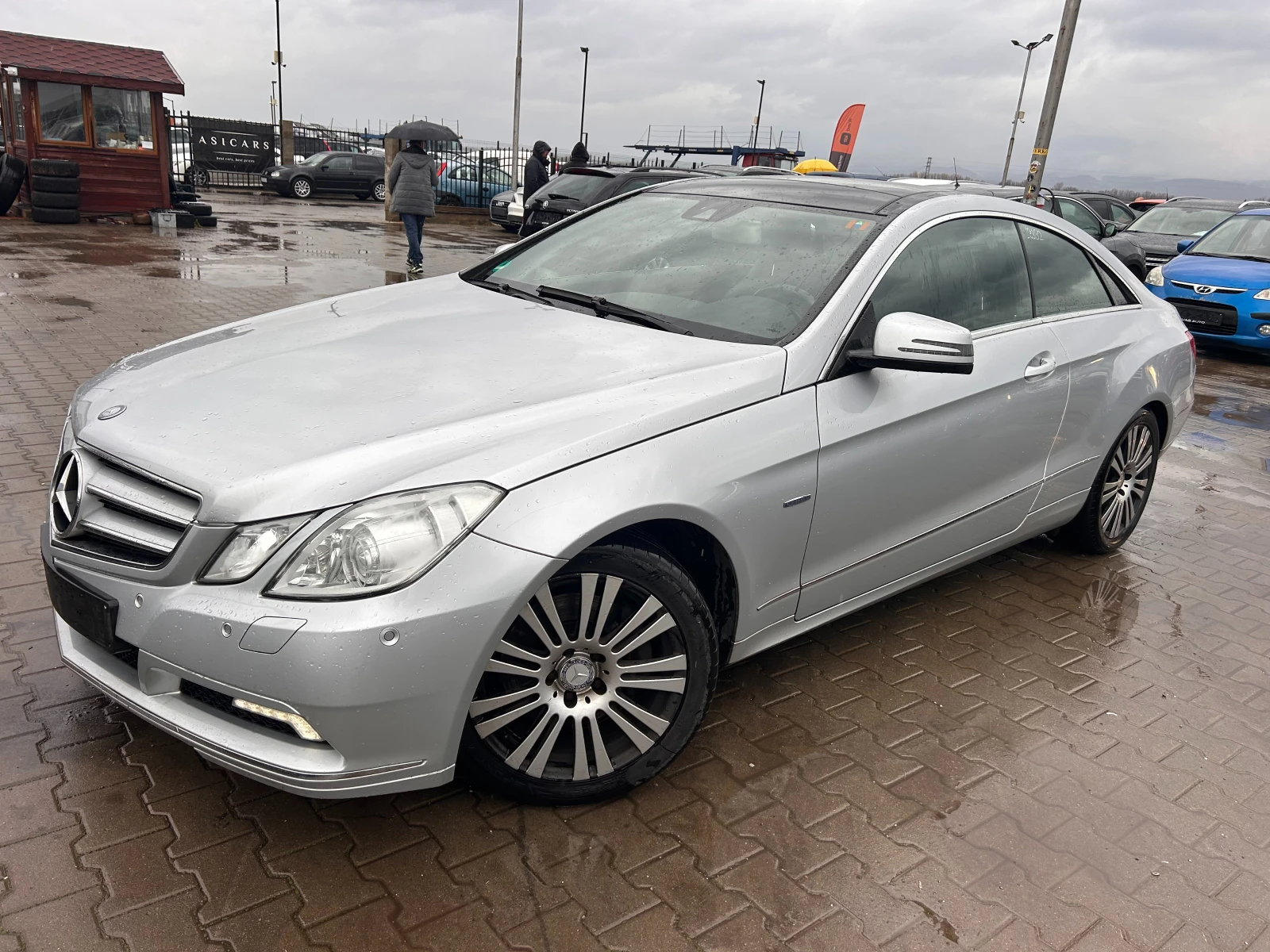 Mercedes-Benz E 250 CDI COUPE AVTOMAT/NAVI/KOJA/KAMERA EURO 5, снимка 1
