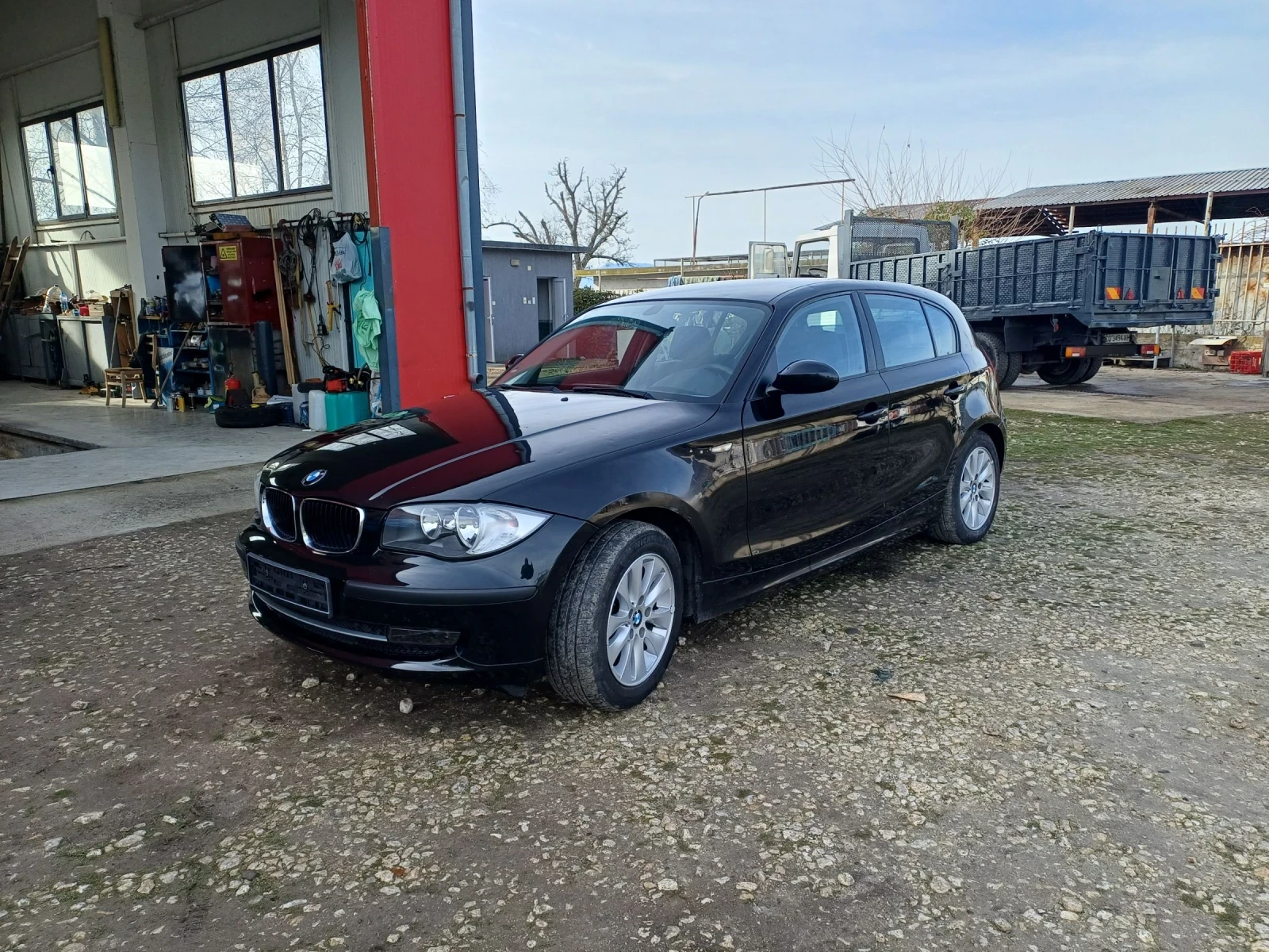 BMW 118 118d, Feisa, снимка 1