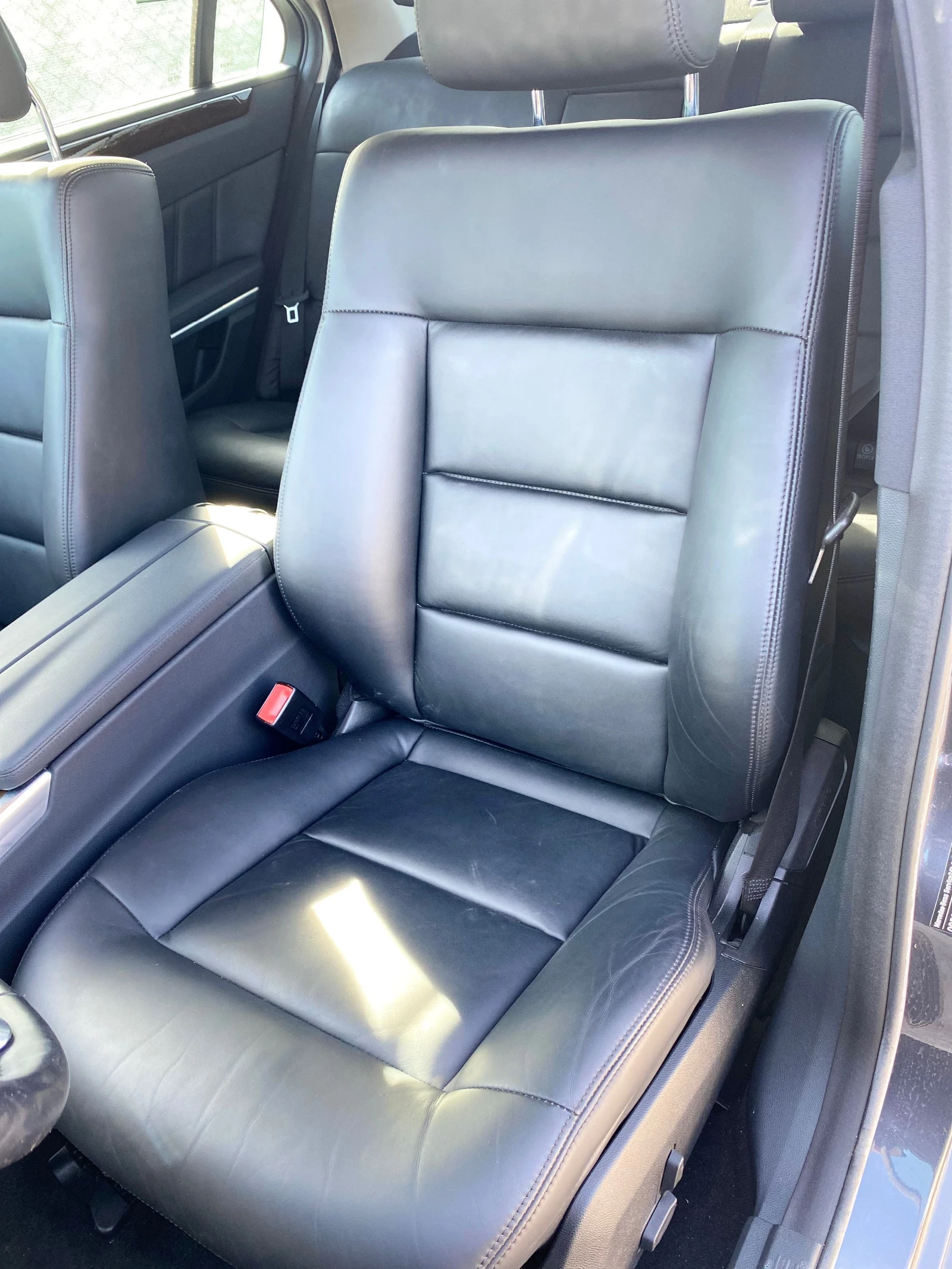 Mercedes-Benz E 350 CDI (HP231) 28101км Реални | Mobile.bg — изображение 16