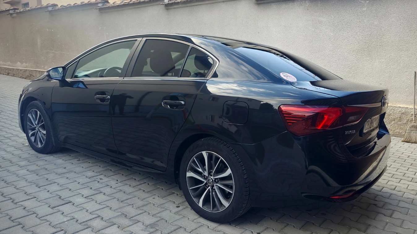 Toyota Avensis Android Auto/Apple CarPlay, 1.8 147 к.с. Автоматик - изображение 3