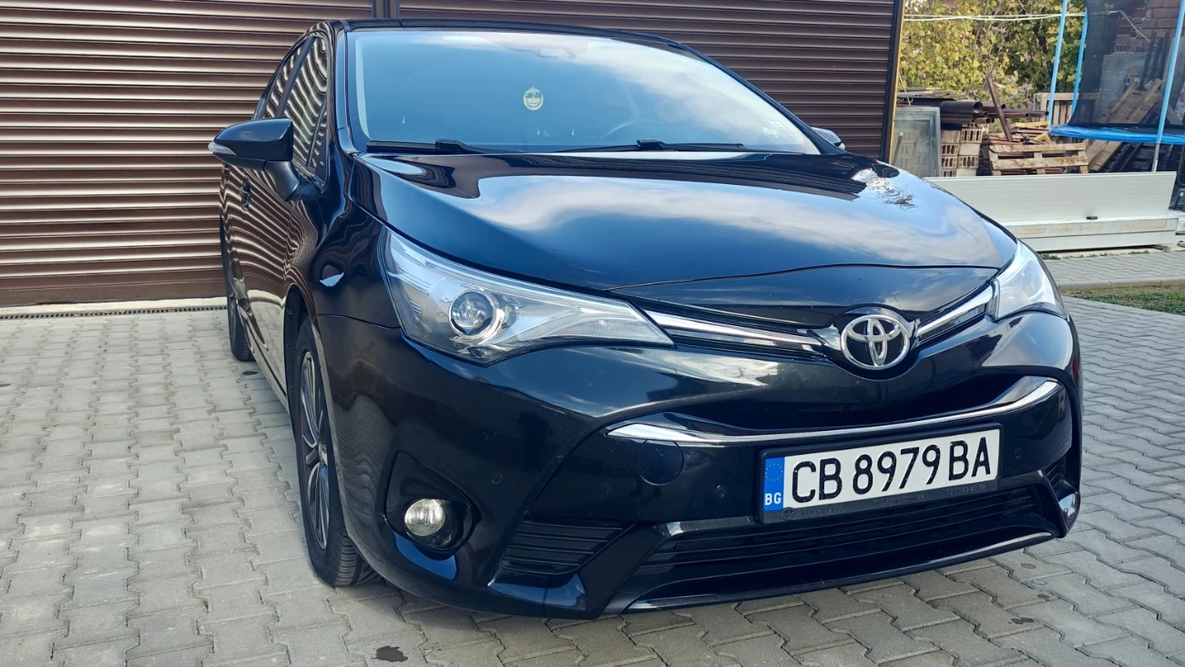 Toyota Avensis Android Auto/Apple CarPlay, 1.8 147 к.с. Автоматик - изображение 4